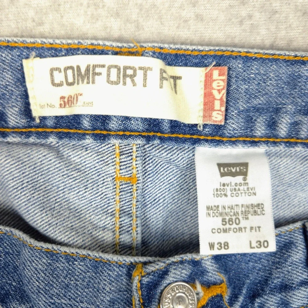 Levis 560 Comfort Fit Mens‎ Blue Jeans Loose Tapered Denim 38x30 (Fits 36x28)